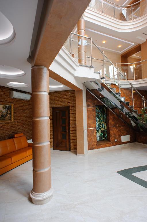 Karpaty Hotel Choest Buitenkant foto